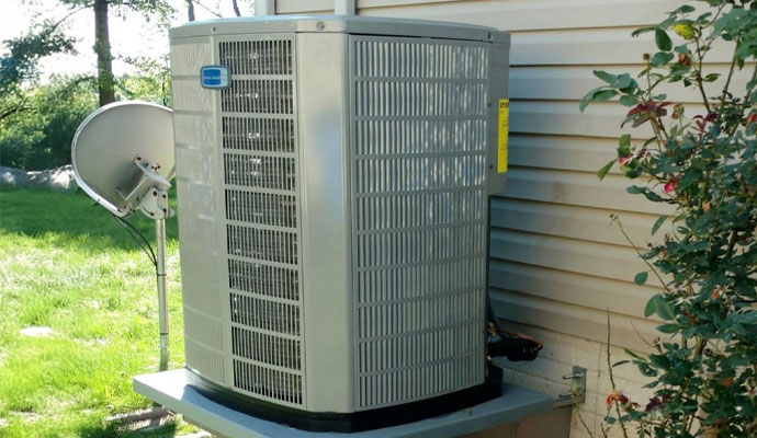 Outdoor heating system unit